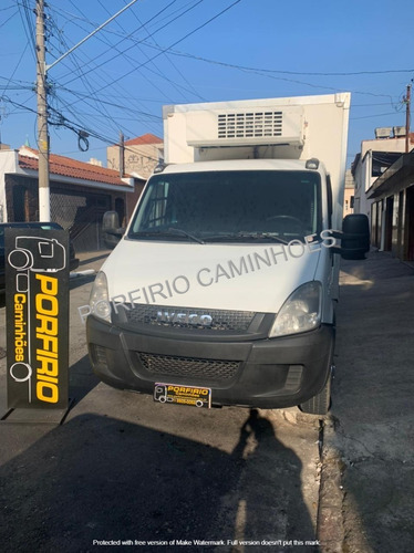 Imagem 2 de 15 de Iveco 35s14