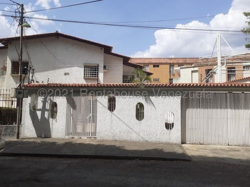 Imagen 1 de 9 de Amplia Y Cómoda Casa Estilo Duplex En Av. Luis Aparicio De San Juan De Los Morros. Yinett A