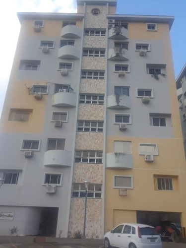 Imagen 10 de 13 de Económico Apartamento En La Av. Bolivariana, Las Acacias