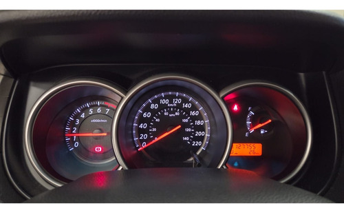 Nissan Tiida 1.8 SL 16V FLEX 4P AUTOMÁTICO