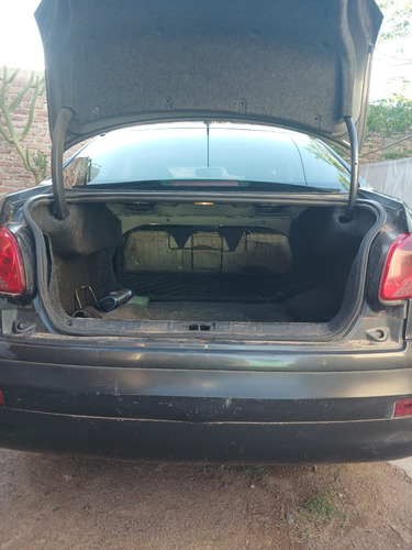 Peugeot 207 1.4 Sedan Xs