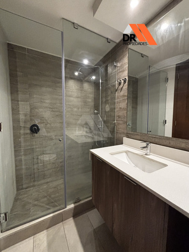 Arriendo Depto. 2d/2b Con 2 Estacionamientos Y Más Comodidad