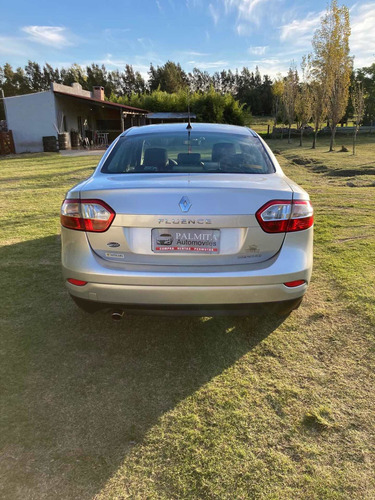 Renault Fluence 2.0 Dynamique 2012