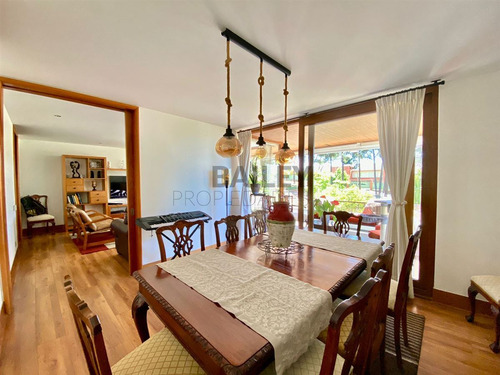 Departamento En Venta De 4d +4b +4e En Concón