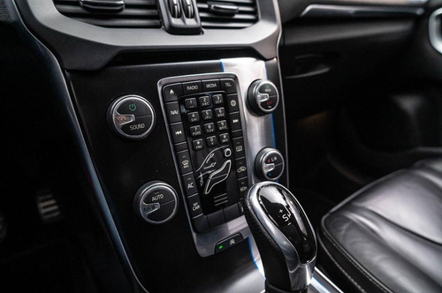 Volvo V40 T5 Rdesign