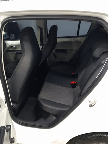 Imagem 11 de 15 de Volkswagen Up! 2018 1.0 Move 5p