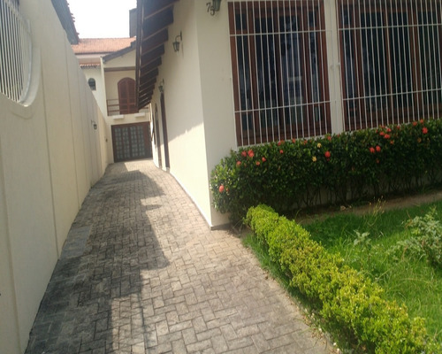 Imagem 2 de 3 de Casa - Ls0064 - 32299641