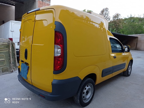 Imagem 6 de 14 de Fiorino Bau 2018 C/ Kit Gaz Muito Top.