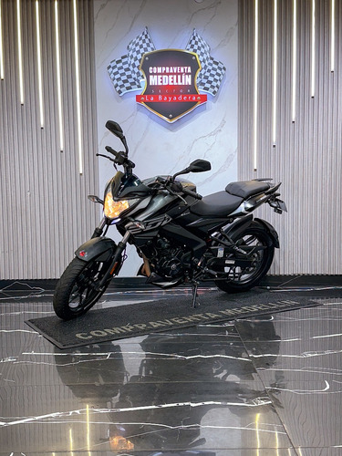 Pulsar Ns 200