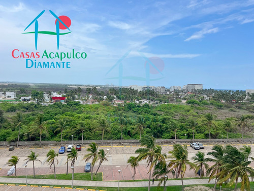 Cad La Isla Emerald I8. Amplio Departamento En Condominio De Playa Con Terraza Y Vista A Las Áreas Comunes