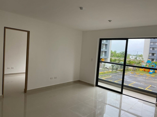 Imagen 13 de 16 de Apartamento De Alquiler En Hispanoamericana