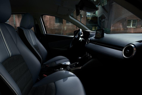 Imagen 12 de 16 de Mazda 2 Sdn At Grand Touring Lx/cp 2023
