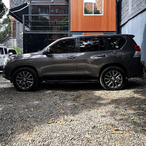 Toyota Prado TX 4.0 B2+