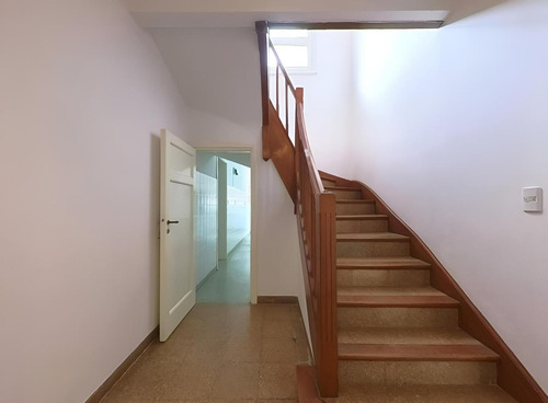 Casa En Venta De 3 Dormitorios - Garage - Jardin - En Barrio Parque Cornelio Saavedra