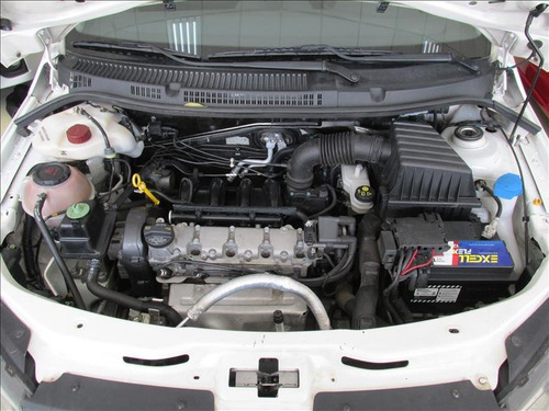 Volkswagen Saveiro 1.6 Msi Robust Cs 8v