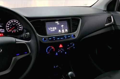 Imagen 6 de 25 de Hyundai Accent Sedan 4 Pts Gl, 16l, At, A/ac, Ve Del, R-15
