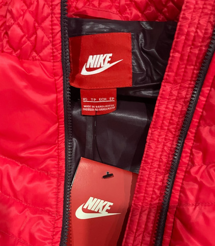 Imagen 2 de 3 de Chaqueta Nike Pluma 550 Vest Mujer