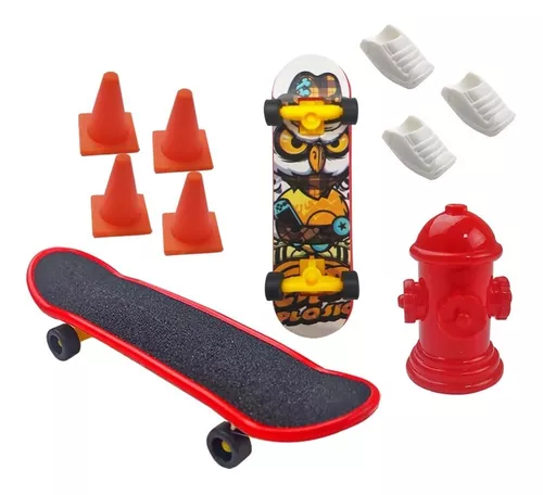 Skate De Dedo Com Rampa Barato Skate Fingerboard Radical em Promoção na  Americanas