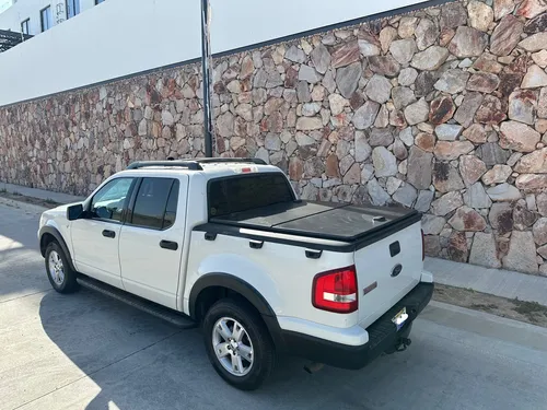 Ford Explorer 4.6 Xlt V8 3er Asiento Sync 4x2 Mt