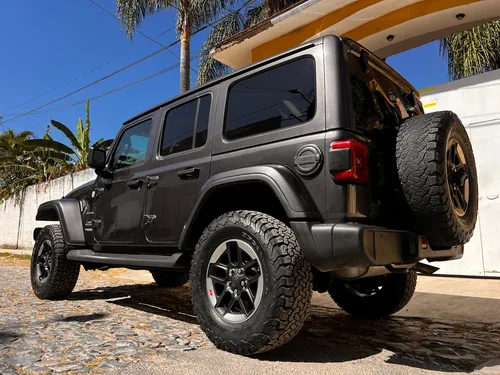 Jeep Wrangler 3.7 Unlimited Sahara 3.6 4x4 At