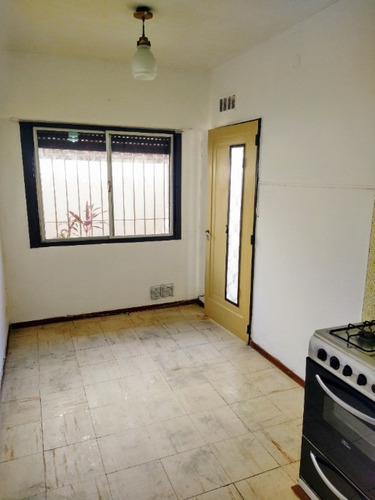 Imagen 6 de 9 de Departamento Tipo Casa En Venta En Valentin Alsina