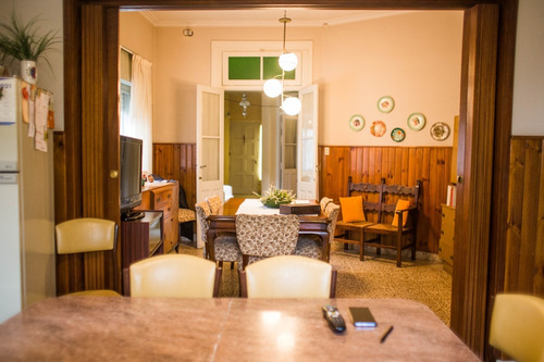 Imagen 4 de 11 de Cañuelas-en Venta Antigua Casona En Pleno Centro