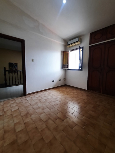 Yannet Inmuebles Vende Casa Calle Cerrada Trigal Norte