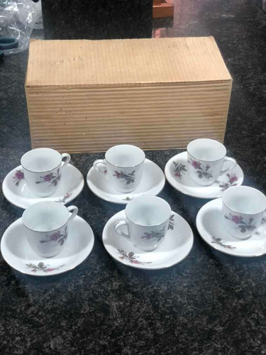 Imagen 5 de 8 de Tazas De Café Nuevo En Su Caja
