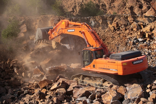 Excavadora Doosan Nueva Dx520