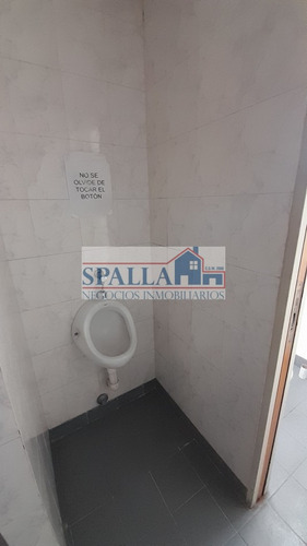 Alquiler Edificio Con Oficinas, Centro De Pilar A Metros De Panamericana Km 53