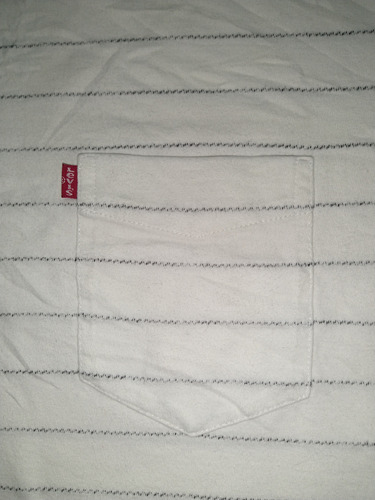 Playera Levis Blanca Manga Corta Extra Grande (Usado)
