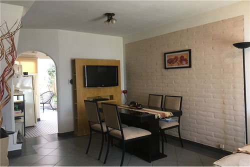 Venta Duplex Tipo Casa, Lanús, Todo Luz, Impecable