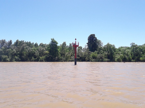 Islas. Terreno Y Lote En Venta. A 10 Km De Ruta Panamericana Km 68 En Campana. Fácil Acceso Por Tierra En Desarrollo. 40 Mts. De Costa Propia. Escrituración Y Posesión Inmediata. Veni A Conocerlos Ya!