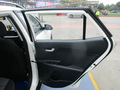 Kia Stonic Vibrant Hybrid 1000 Turbo Mt Aa