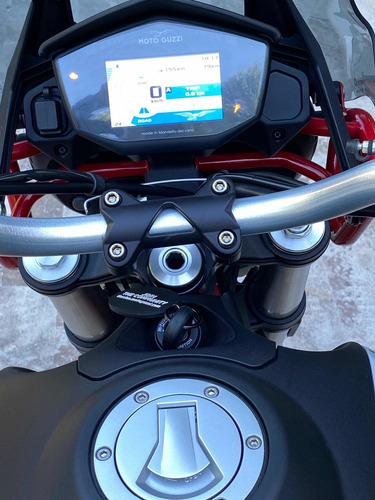 Imagen 11 de 15 de Guzzi V85 Tt