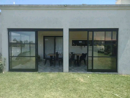 Herreria Pérgolas Rejas Escaleras Portones Muebles