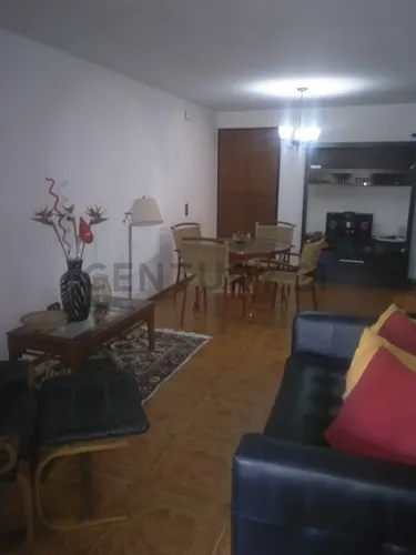 Venta De Apto. En Paracotos