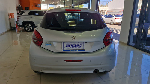 Peugeot 208 1.6 Feline Tiptronic