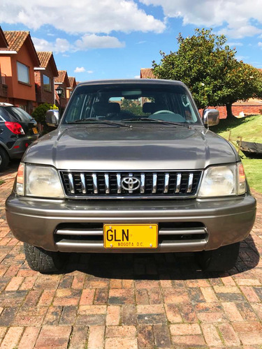 Toyota Land Cruiser Prado Vx / 3.4 / Mecánica / 7 Pas
