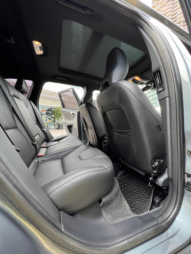 Volvo XC60 2.0 T5 High 240cv At