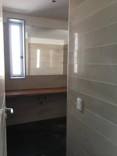 Imagen 10 de 14 de Casa Racionalista En El Barrio Las Tipas Nordelta