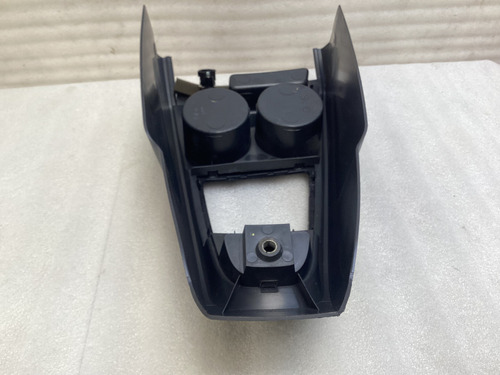 Consola Central C/d Ram 700 2015 1.6l 4cil Tm 2pta 15-20 (Usado)