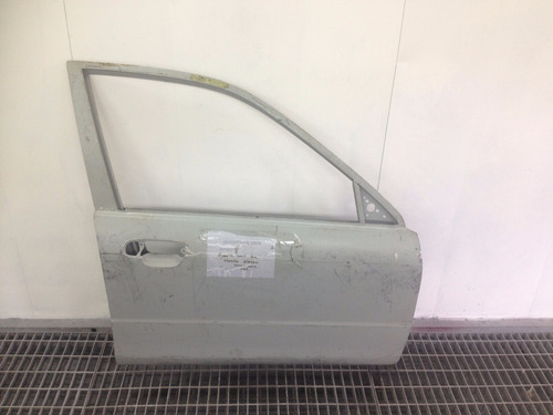 Puerta Delantera Derecha Mazda Allegro 2001-2006 Usada 