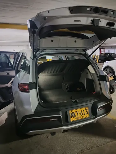 Vehículo Eléctrico Yuan Up Modelo 2025 174hp 290nm, 20.900km