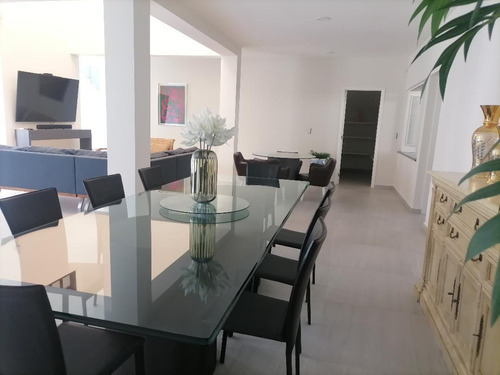 Imagen 4 de 23 de Venta De Dos Casas Con Loft Independiente En Blvd De La Luz