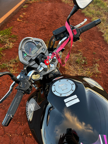 Hornet 600cc Preta Com Dourado