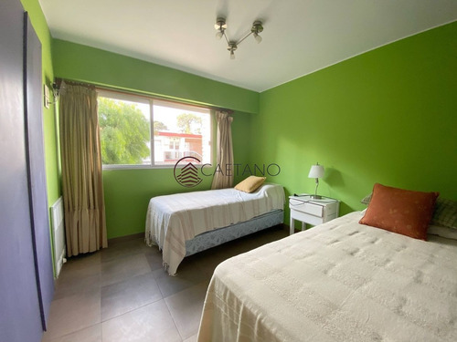 Imagen 17 de 30 de Venta De Apartamento 2 Dormitorios En Playa Mansa, Punta Del Este. - Punta Del Este Mansa
