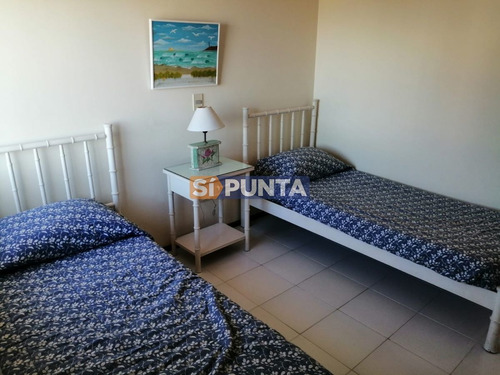 Imagen 17 de 20 de Apartamento En Venta Y Alquiler, Parada 1 Primera Línea De Playa Brava