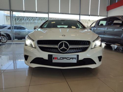 Imagen 3 de 19 de Mercedes Benz Cla 200