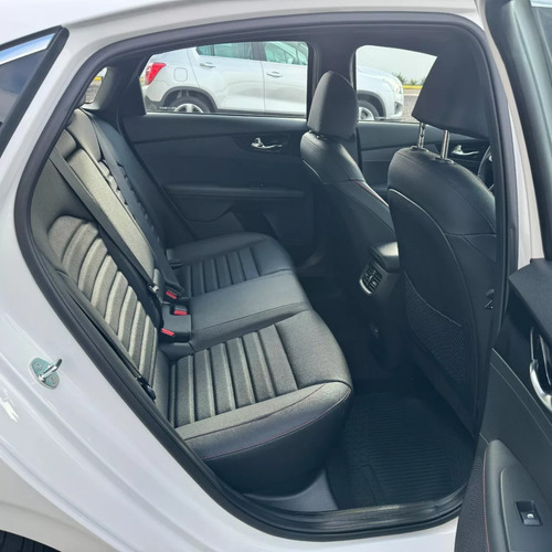 Kia Cerato 1.6 Ex At6